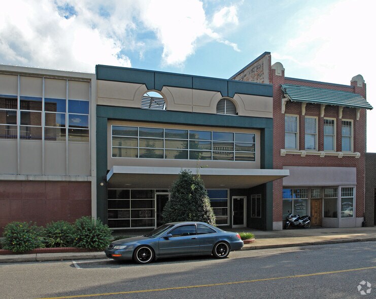 More Photos Of 257-259 W Main Ave, Gastonia Office For Lease