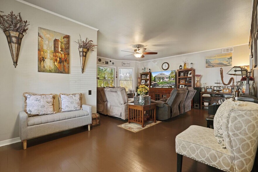 More Photos Of 411 Crane Ave, Turlock Office For Sale