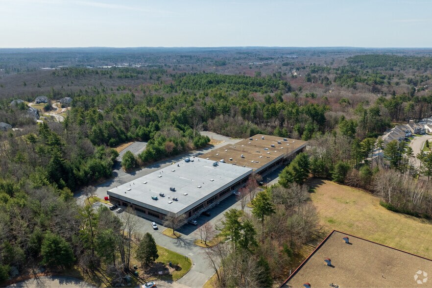 More Photos Of 89 October Hill Rd, Holliston Light Manufacturing For Lease