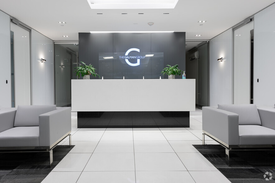 More Photos Of 261 Old York Rd, Jenkintown Medical For Lease