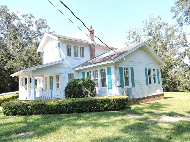 More Photos Of 2218 Mahan Dr, Tallahassee Office Residential For Sale