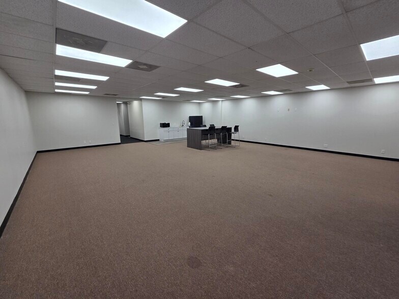 More Photos Of 1628-1652 N Corrington Ave, Kansas City Unknown For Lease