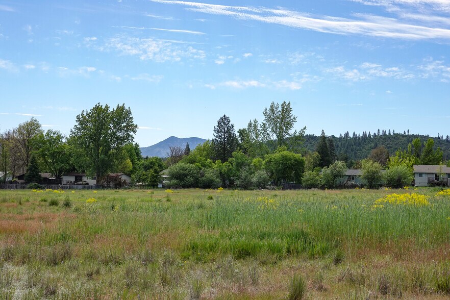 More Photos Of 0 Highway 3, Etna Land For Sale