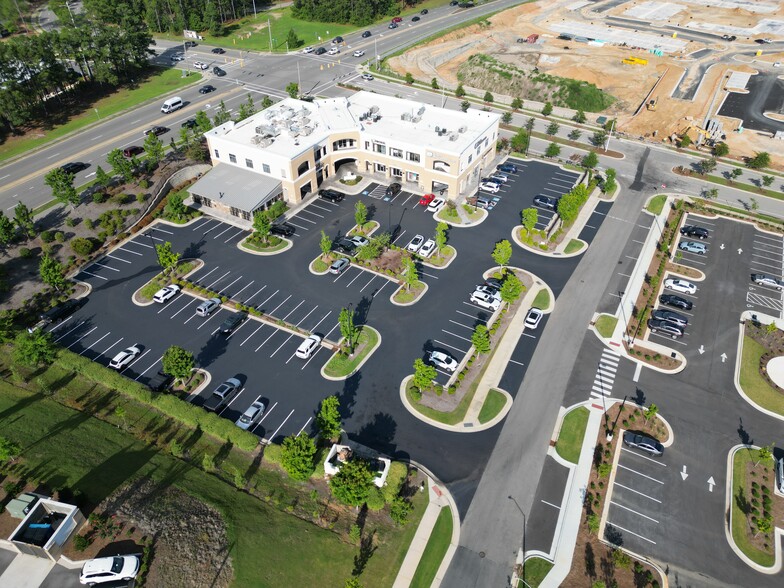 More Photos Of 100 Pavilion Way, Southern Pines Office For Lease