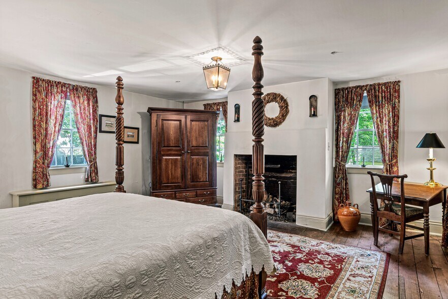 More Photos Of 803 S Main St, Winston-Salem Hospitality For Sale