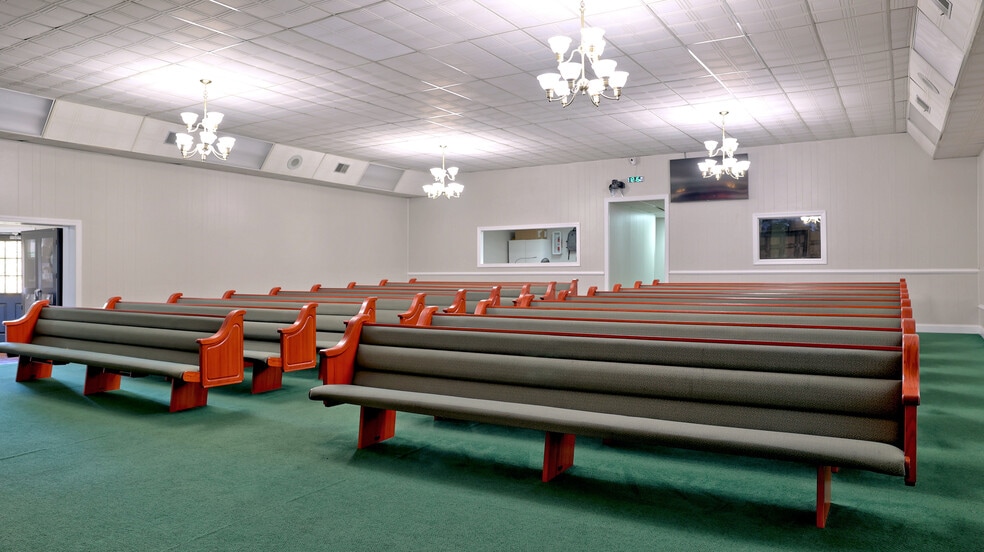 More Photos Of 301 Bolling St, Radford Religious Facility For Sale