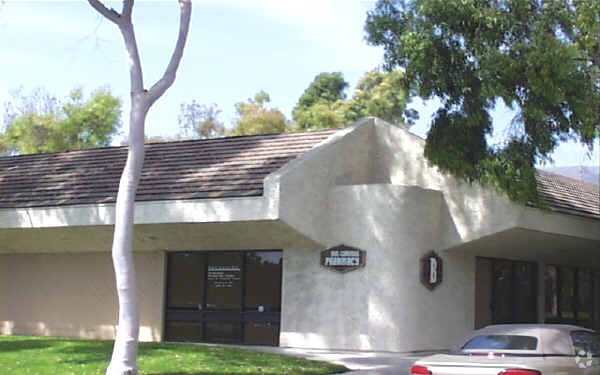 Primary Photo Of 2412 N Ponderosa Dr, Camarillo Medical For Lease