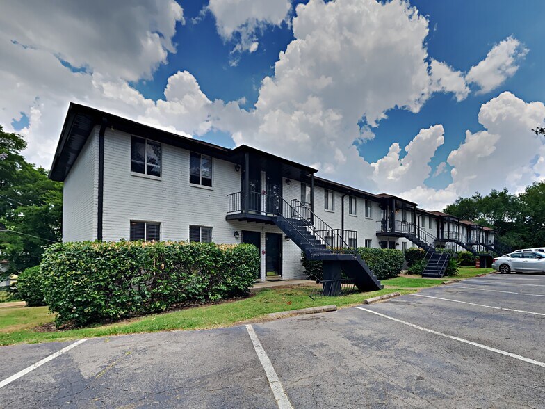 More Photos Of 5700 Leslie Ave, Nashville Apartments For Sale