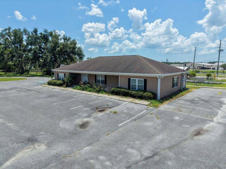 More Photos Of 1509 S Byron Butler Pky, Perry Manufacturing For Sale