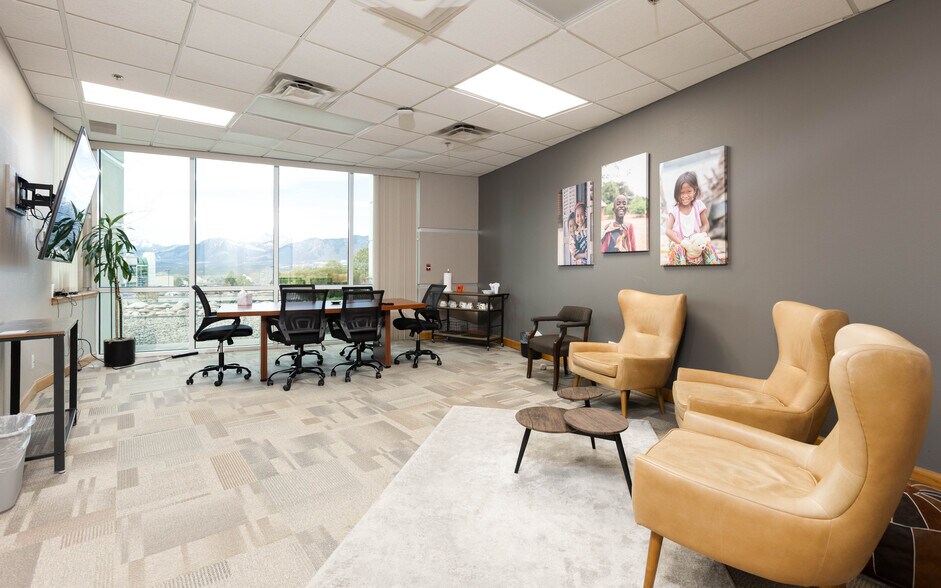 More Photos Of 15475 Gleneagle Dr, Colorado Springs Office For Sale