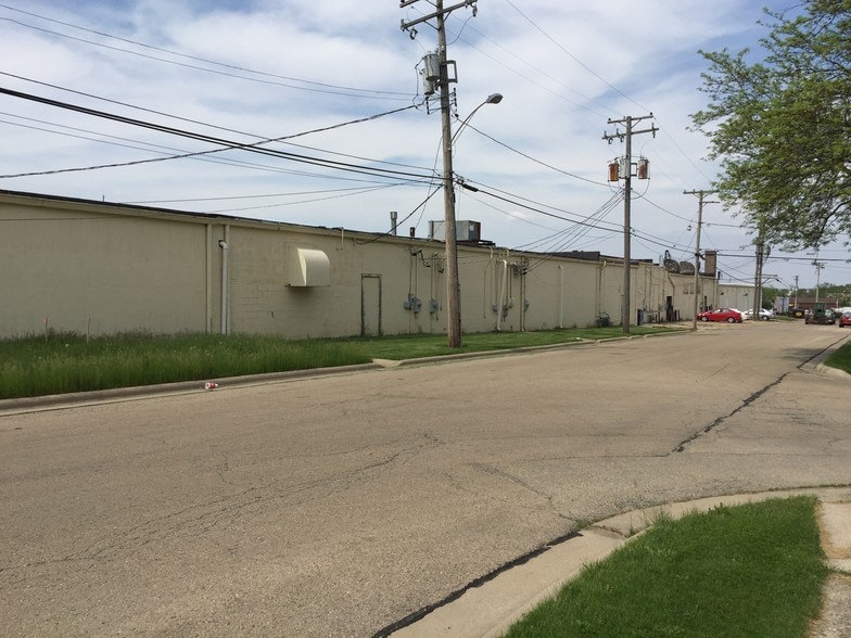 More Photos Of 2317-2323 E Lincolnway, Sterling Medical For Lease