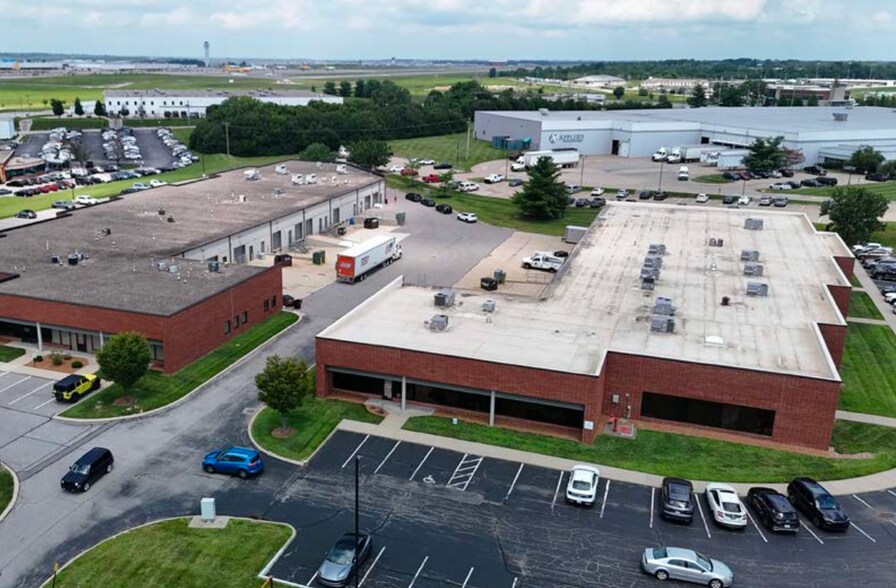 More Photos Of 11 Spiral Dr, Florence Light Distribution For Lease