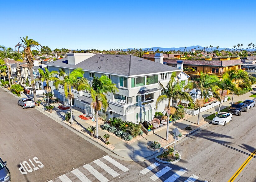 More Photos Of 301 Ocean Ave, Seal Beach Apartments For Sale