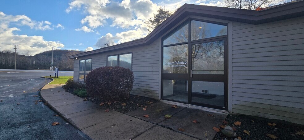 More Photos Of 4933 Jamesville Rd, Jamesville Medical For Lease