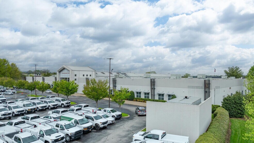 More Photos Of 5720 Crossings Blvd, Antioch Office For Lease