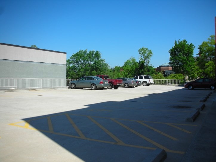 More Photos Of 500 W Friendly Ave, Greensboro Office For Lease
