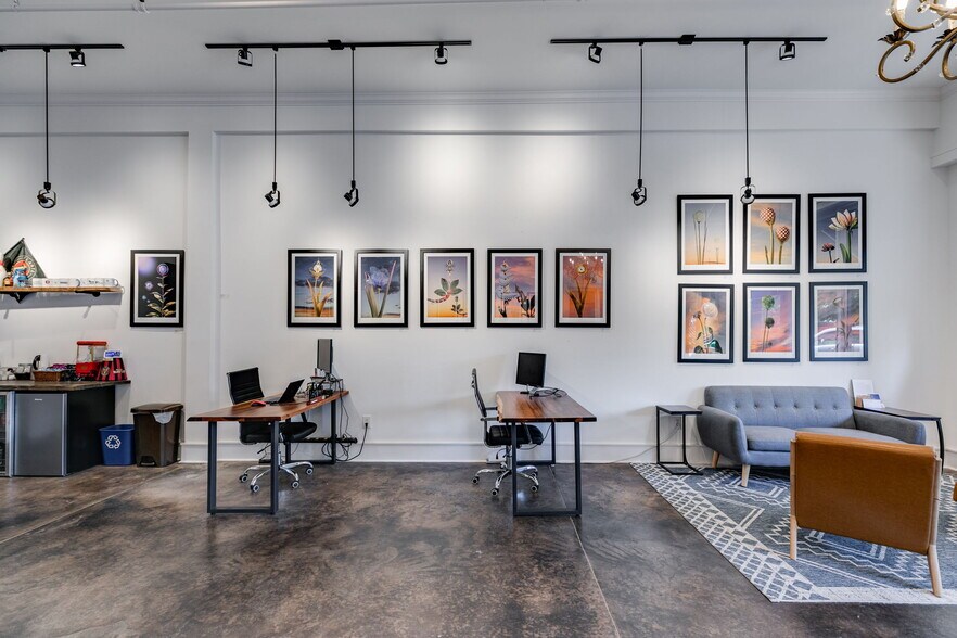 More Photos Of 207 W Jefferson St, Madison Coworking Space