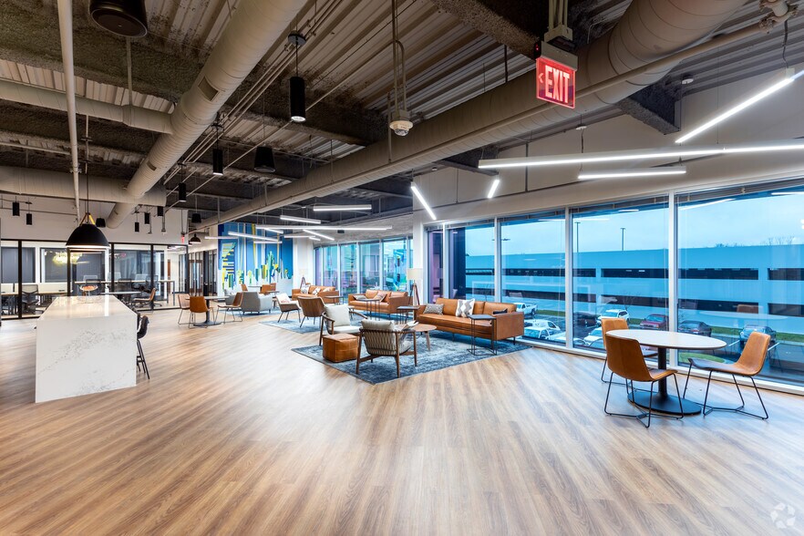 More Photos Of 3540 Toringdon Way, Charlotte Coworking Space