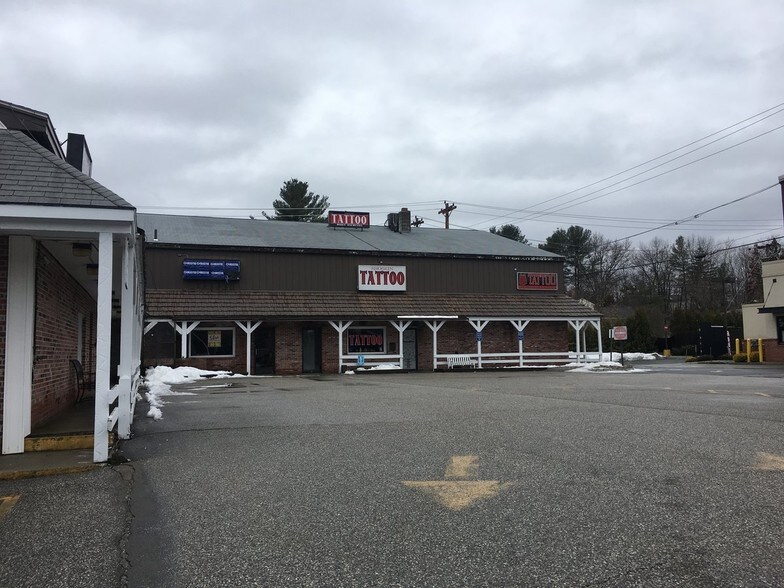 More Photos Of 326 S Broadway, Salem General Retail For Sale