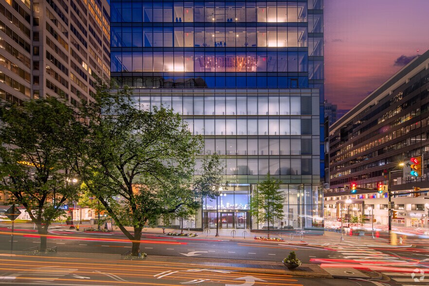 More Photos Of 1201 Wilson Blvd, Arlington Coworking Space