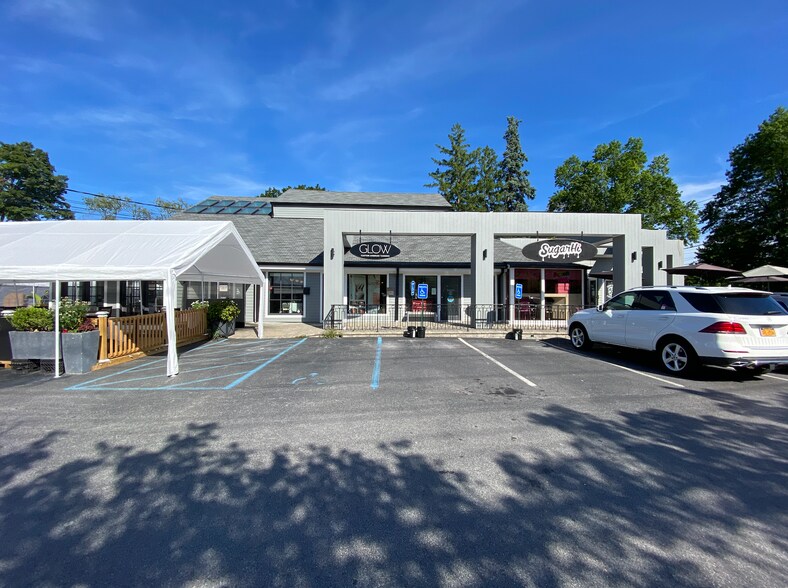 Primary Photo Of 382-388 Main St, Armonk General Retail For Lease