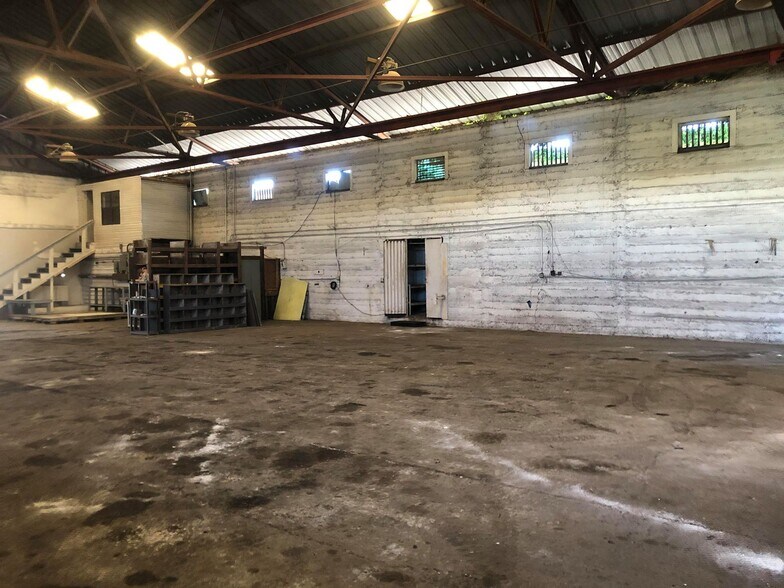 More Photos Of 1807 2nd Ave, Tampa Warehouse For Lease