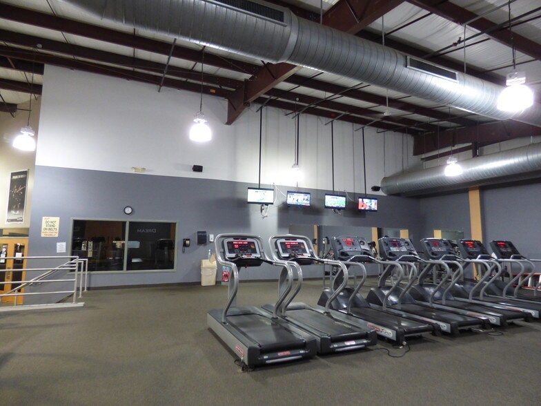 More Photos Of 553 Beckett Rd, Swedesboro Health Club For Lease