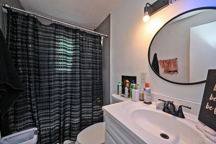 More Photos Of 3143 Saffer St, Cincinnati Apartments For Sale