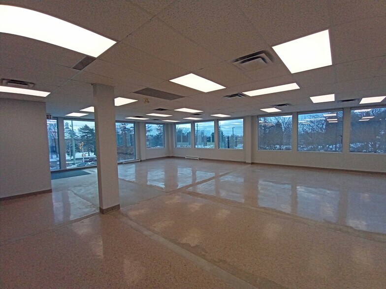 More Photos Of 745 Montreal Rd, Ottawa Medical For Lease