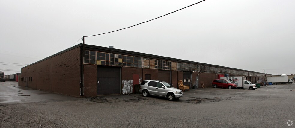 More Photos Of 124-138 Cartwright Ave, Toronto Storefront For Lease