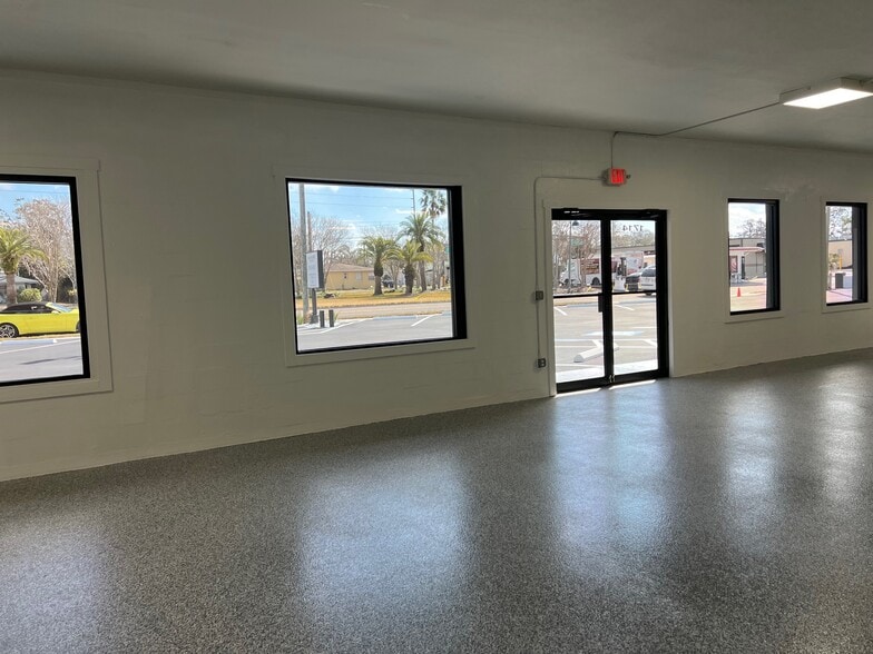 More Photos Of 1710 N Fort Harrison Ave, Clearwater Storefront Retail Office For Lease
