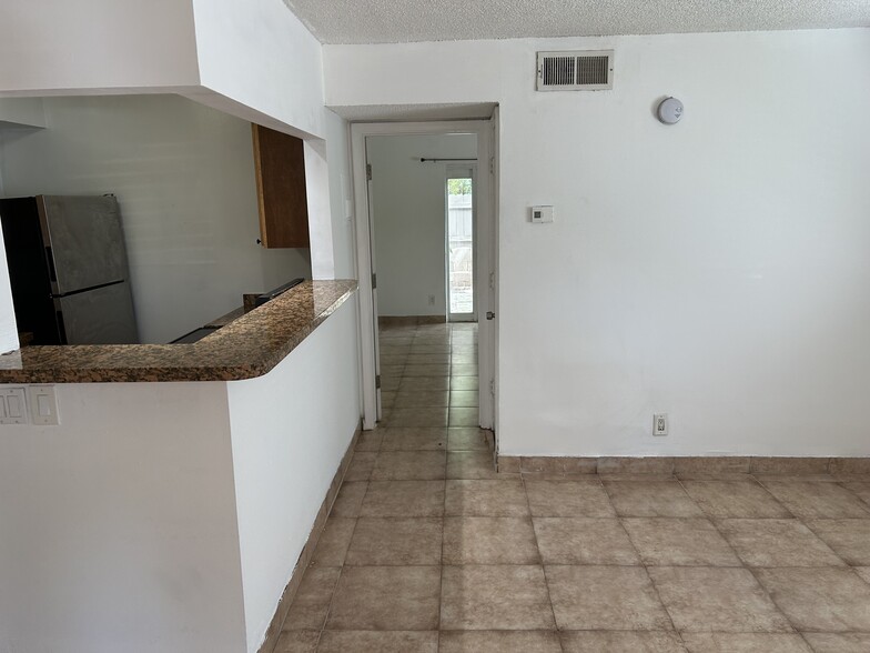 More Photos Of 1111 SW 4th St, Fort Lauderdale Apartments For Sale
