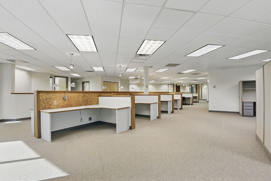 More Photos Of 6070 Greenwood Plaza Blvd, Greenwood Village Office For Sale