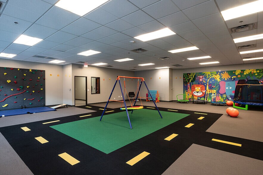 More Photos Of 8454 N 90th, Scottsdale Medical For Lease