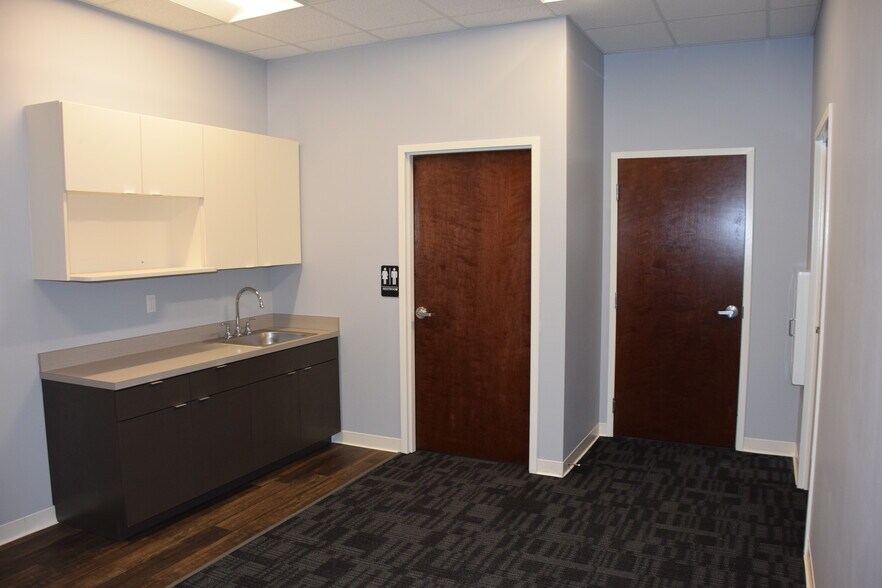 More Photos Of 126 E SR 434, Winter Springs Office For Lease
