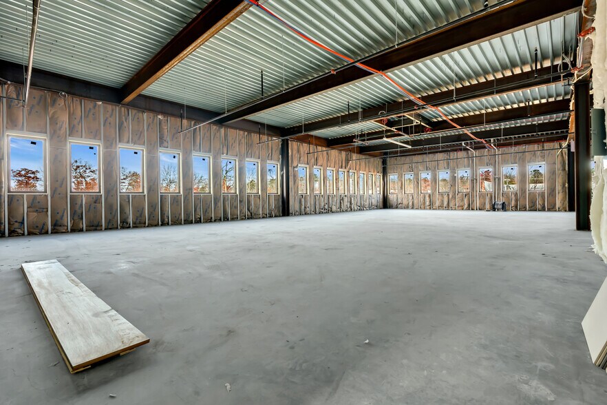 More Photos Of 705 Brewers Bridge Rd, Jackson Office For Lease