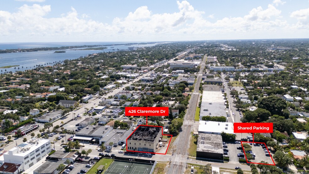 Primary Photo Of 426 Claremore Dr, West Palm Beach Service For Sale
