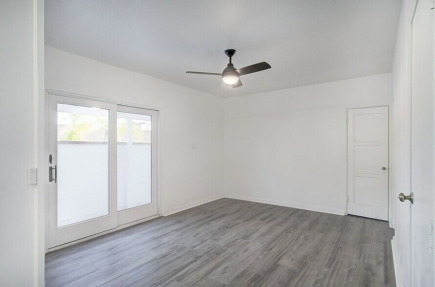 More Photos Of 1147 24th St, Santa Monica Apartments For Sale