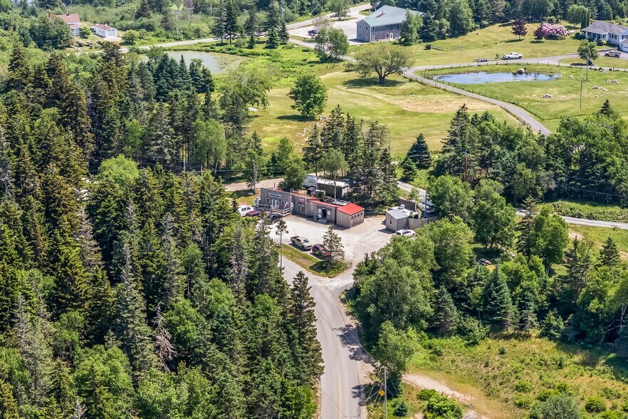 More Photos Of 40 North Rd, Swans Island Convenience Store For Sale