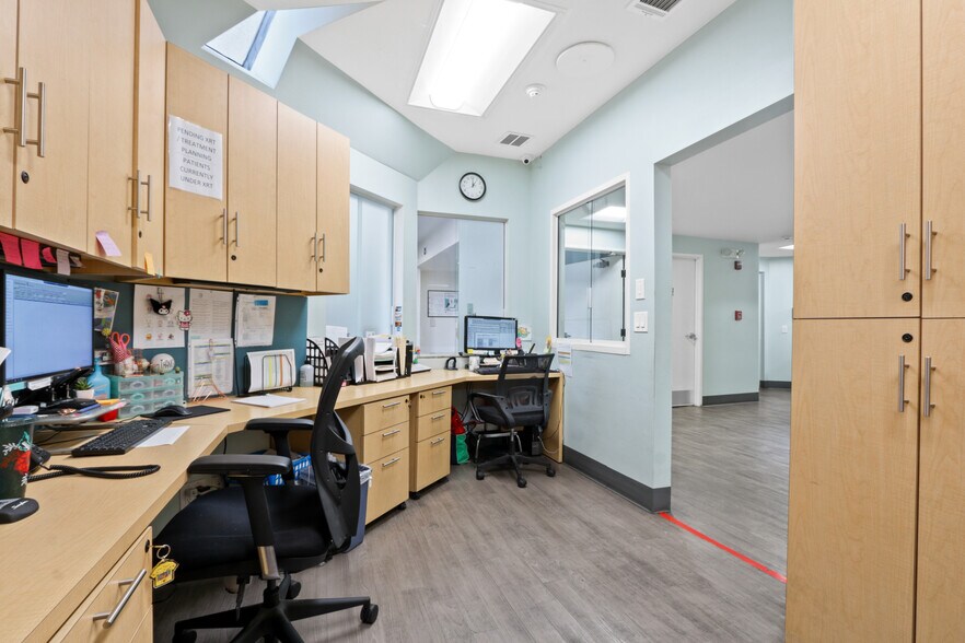 More Photos Of 120 W Beverly Blvd, Montebello Medical For Sale