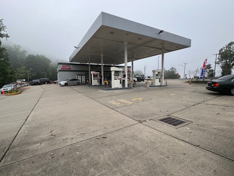 More Photos Of 5701 Maccorkle Ave, South Charleston Service Station For Sale