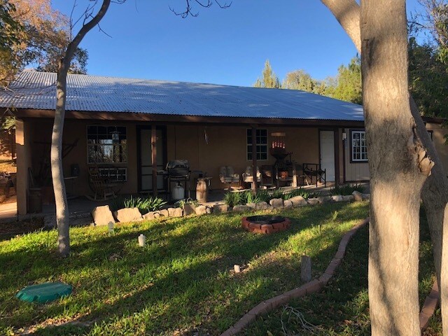 More Photos Of 1804 E College Blvd, Roswell General Retail For Sale