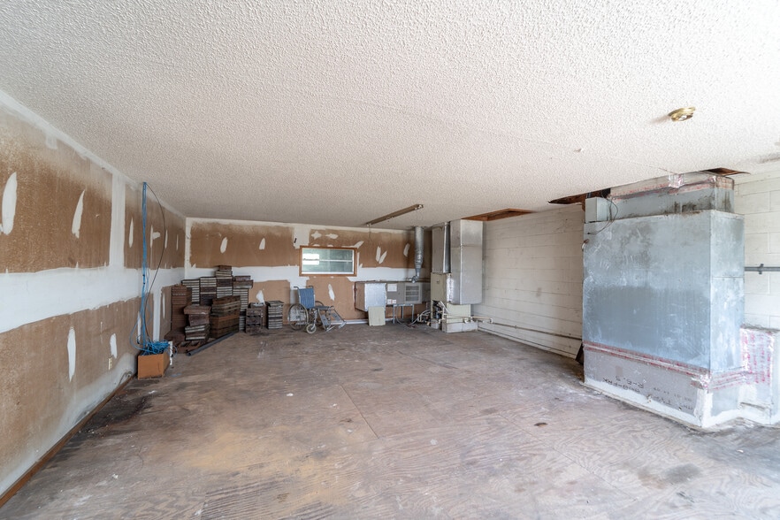 More Photos Of 1412 N Magnolia Ave, Ocala Restaurant For Sale