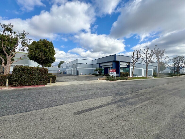 Primary Photo Of 181 Stare St, Pomona Warehouse For Lease