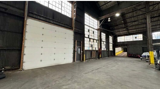More Photos Of 265 E Broadway St, Three Rivers Warehouse For Lease
