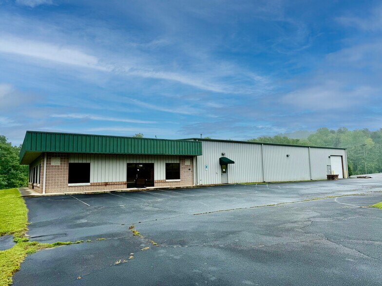 Primary Photo Of 1105 Old Buncombe Rd, Greenville Flex For Lease