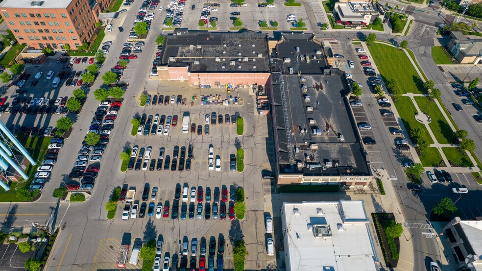 More Photos Of 1765-3180 Kingsdale Ctr, Columbus Unknown For Lease