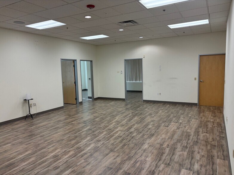 More Photos Of 15342 El Prado Rd, Chino Office For Lease