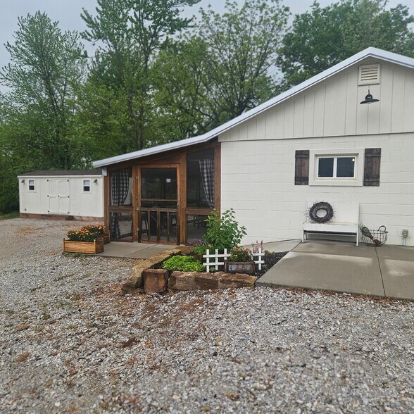 More Photos Of 12705 Rhoden Ln, Lowell Flex For Sale