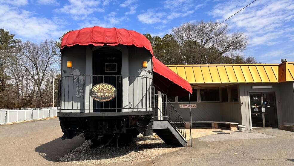 Primary Photo Of 749 James St, Chicopee Restaurant For Sale